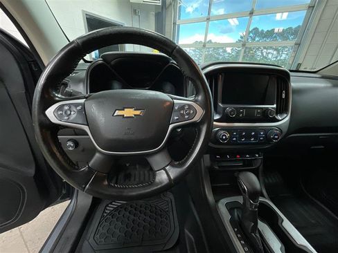 Used 2022 Chevrolet Colorado LT w/ Fleet Safety Package image 14