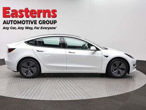 Used 2023 Tesla Model 3 Standard Range RWD image 4