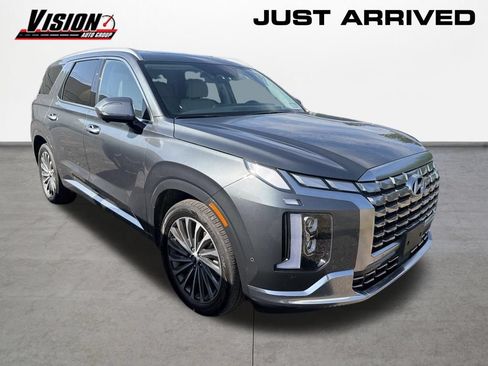 Used 2025 Hyundai Palisade Calligraphy AWD/4WD image 3