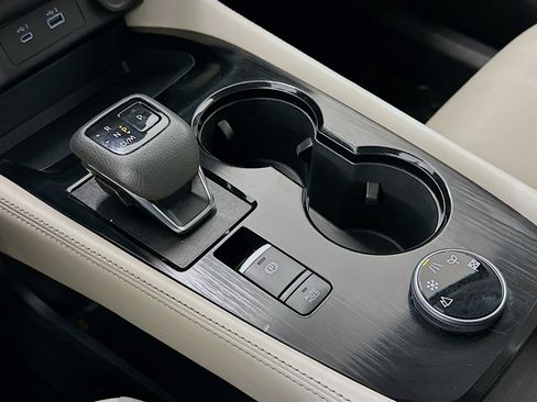 Used 2023 Nissan Rogue SL AWD/4WD image 24