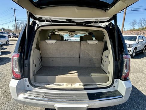 Used 2017 GMC Yukon Denali w/ Open Road Package image 40