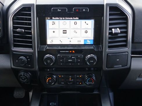Used 2018 Ford F150 XLT w/ Equipment Group 302A Luxury RWD image 8