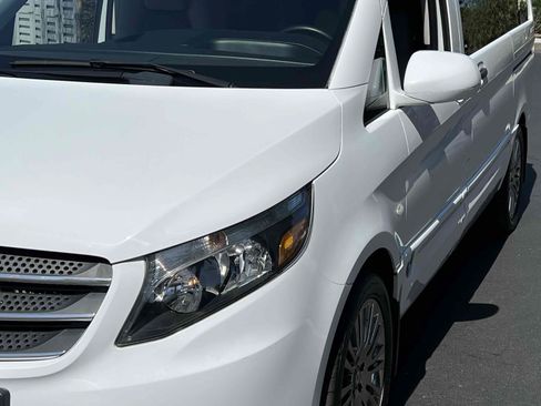 Used 2020 Mercedes-Benz Metris Passenger image 70