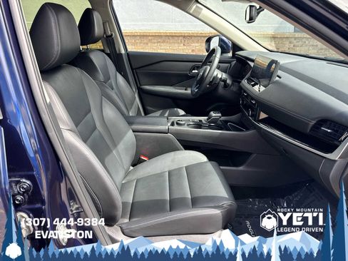 Used 2024 Nissan Rogue SL w/ SL Premium Package AWD/4WD image 11