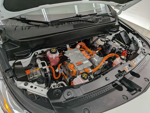 Used 2022 Chevrolet Bolt EUV Premier w/ Sun & Sound Package image 14