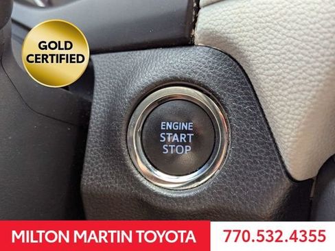 Certified 2021 Toyota RAV4 XLE FWD image 27