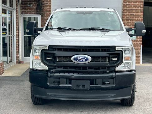 Used 2022 Ford F350 XL w/ Power Equipment Group image 3