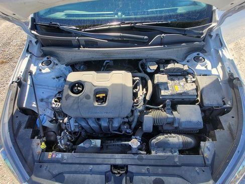 Used 2023 Kia Forte LXS image 9