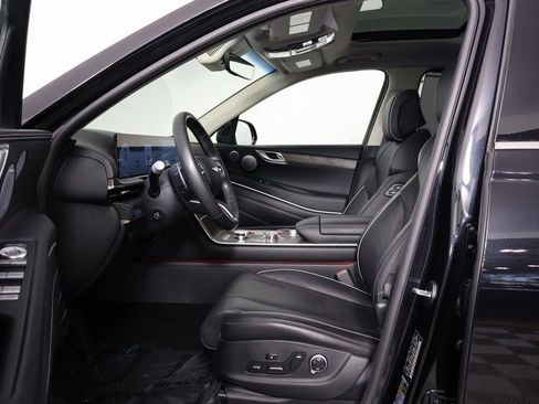 Used 2025 Genesis GV80 3.5T Advanced image 10