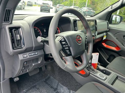 New 2026 Nissan Frontier PRO-4X w/ Tow Package AWD/4WD image 16