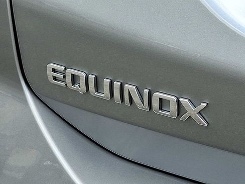 Used 2023 Chevrolet Equinox LT AWD/4WD image 30
