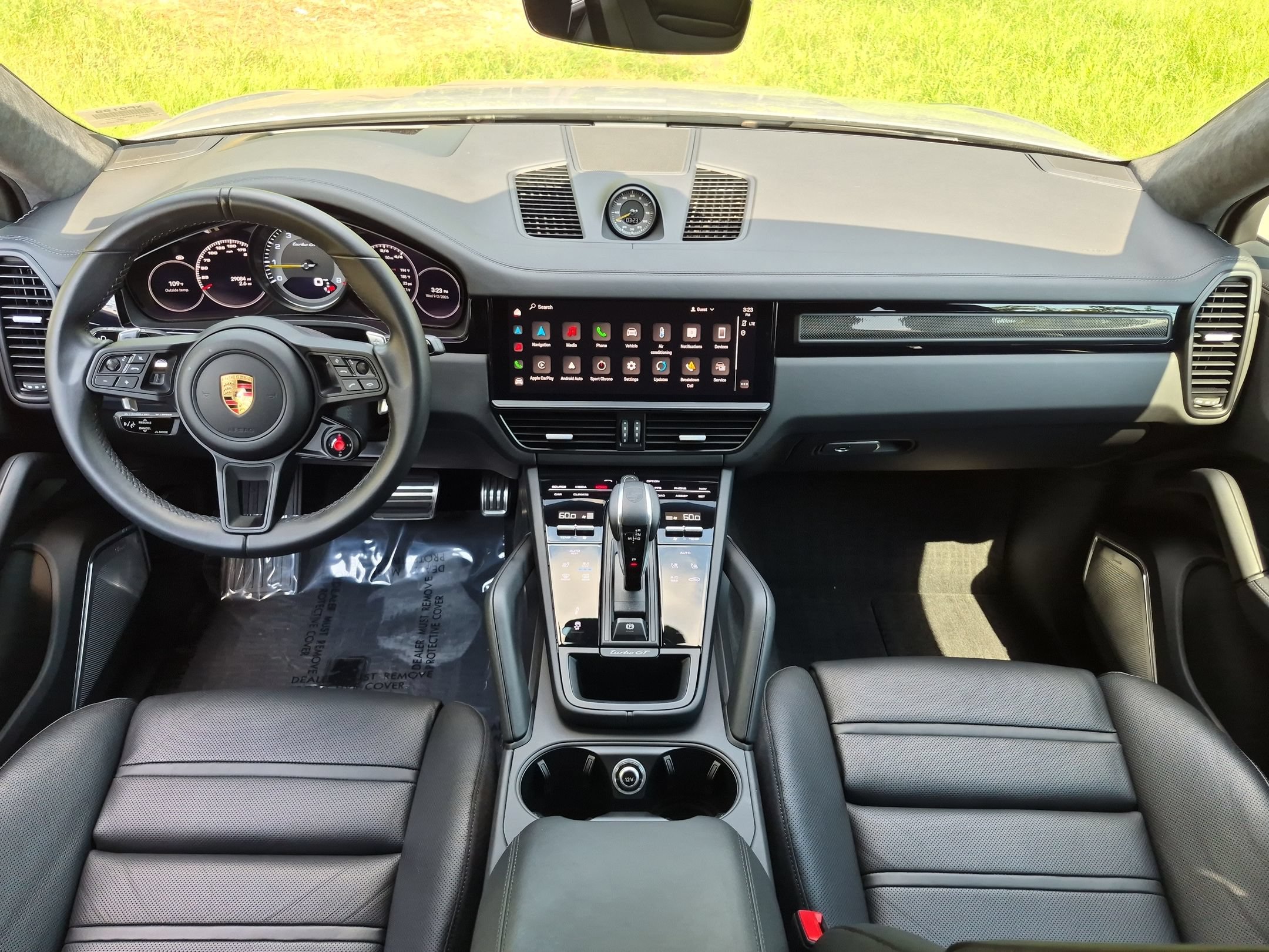Certified 2023 Porsche Cayenne Turbo GT AWD/4WD image 18