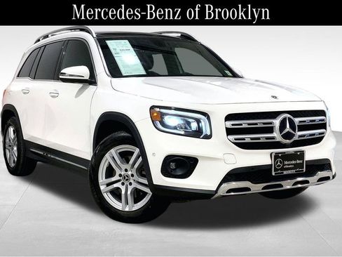 Certified 2022 Mercedes-Benz GLB 250 4MATIC image 1