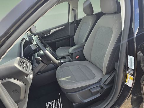 Used 2022 Ford Escape SE w/ Cold Weather Package image 13