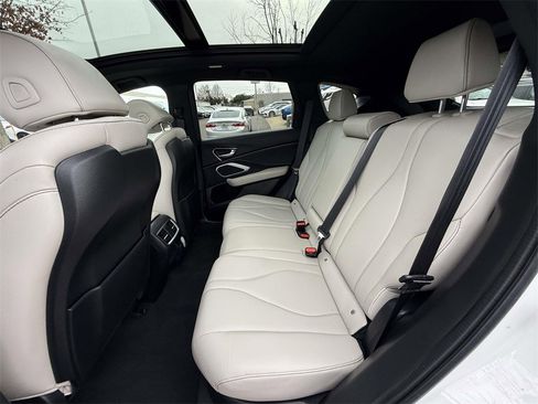 Certified 2025 Acura RDX SH-AWD image 12