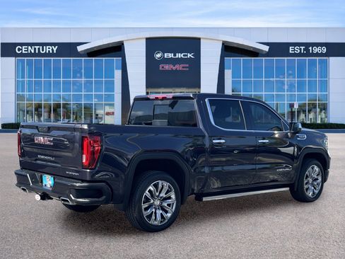 Used 2025 GMC Sierra 1500 Denali w/ Denali Reserve Package AWD/4WD image 3