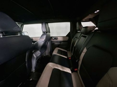 Used 2024 Ford Bronco Wildtrak AWD/4WD image 23
