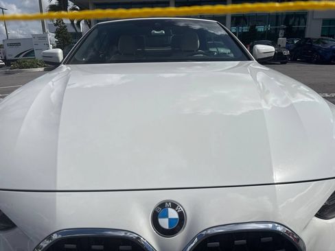 Used 2024 BMW 430i Convertible w/ Premium Package RWD image 7