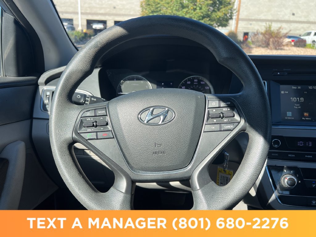 Used 2016 Hyundai Sonata SE FWD image 17