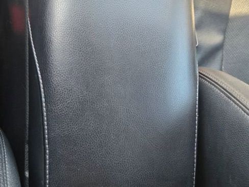 Used 2016 Nissan Rogue SL w/ SL Premium Package FWD image 35