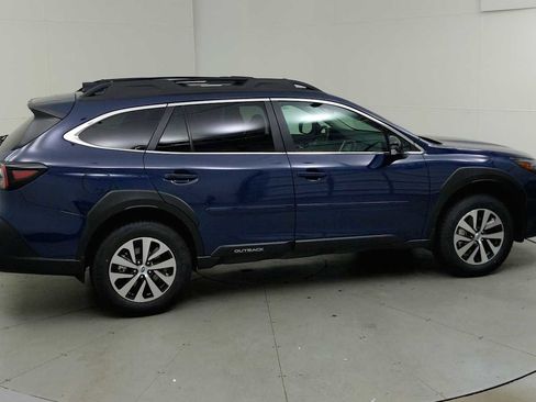 New 2025 Subaru Outback Premium image 11