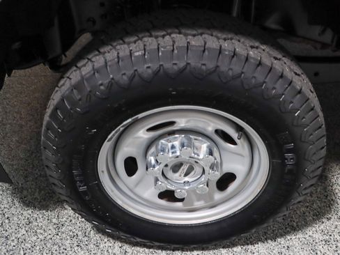 Used 2022 Ford F250 XL w/ Power Equipment Group AWD/4WD image 12
