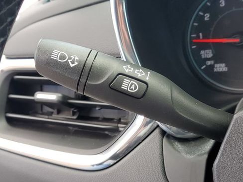 Used 2023 Chevrolet Equinox LT AWD/4WD image 20
