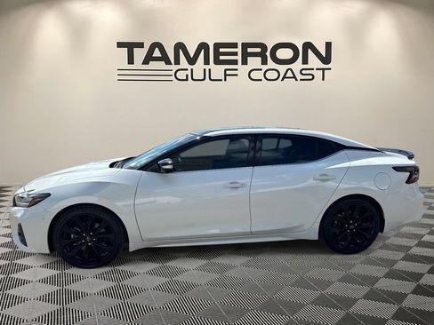 Used 2023 Nissan Maxima SR w/ Sport Mat Group FWD image 5