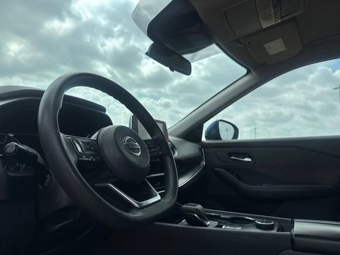 Used 2021 Nissan Rogue SV AWD/4WD image 37