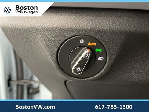 New 2026 Volkswagen Jetta SE FWD image 20