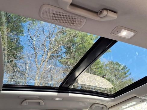 New 2026 Acura MDX w/ Advance Package AWD/4WD image 11