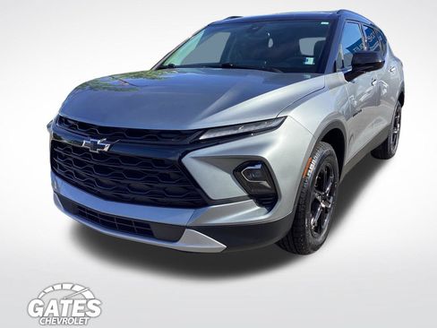 Used 2023 Chevrolet Blazer LT w/ Convenience Package AWD/4WD image 5