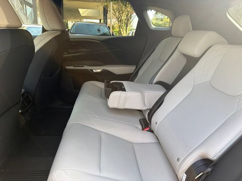 Certified 2025 Lexus RX 350 Premium w/ Accessory Package (Z1) AWD/4WD image 21
