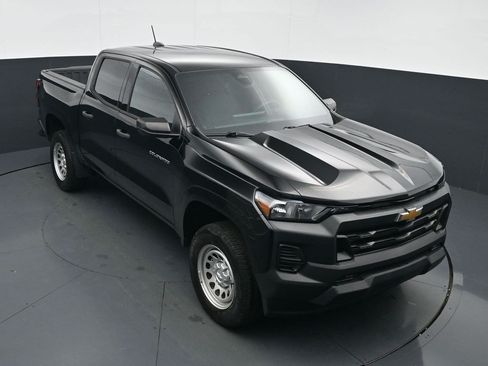 Used 2023 Chevrolet Colorado W/T RWD image 12