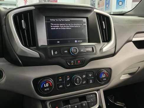 Used 2023 GMC Terrain SLE w/ Driver Convenience Package FWD image 21