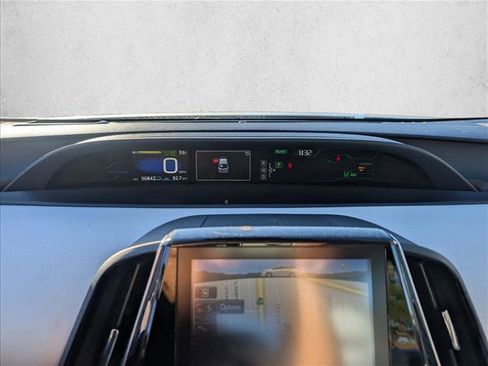 Used 2017 Toyota Prius Prime Advanced image 13