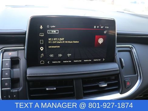 Used 2023 GMC Yukon XL AT4 w/ AT4 Premium Plus Package AWD/4WD image 31