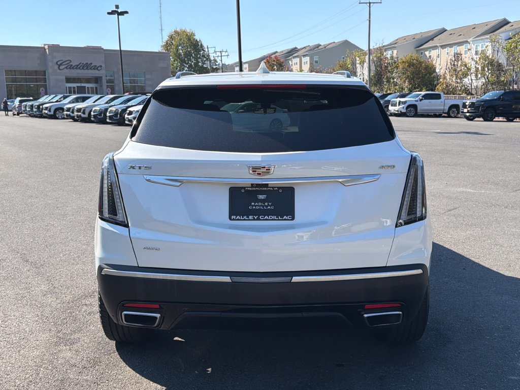 Used 2024 Cadillac XT5 Sportv w/ Technology Package AWD/4WD image 18
