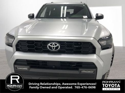 Used 2025 Toyota 4Runner TRD Off-Road image 10