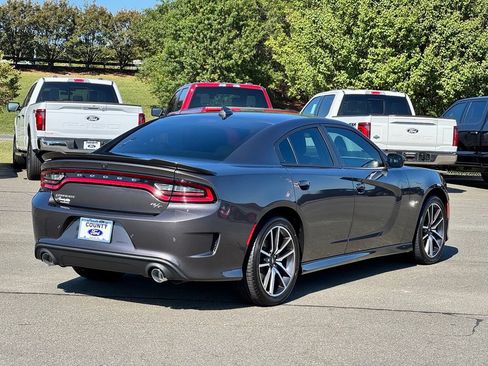 Used 2023 Dodge Charger R/T w/ Plus Group RWD image 8