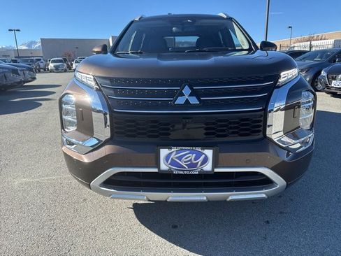 Used 2024 Mitsubishi Outlander SEL image 8