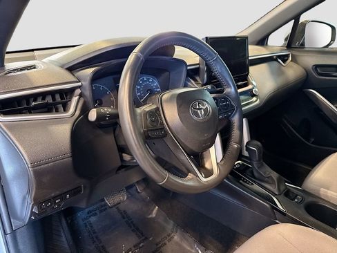 Used 2024 Toyota Corolla Cross AWD Hybrid image 9