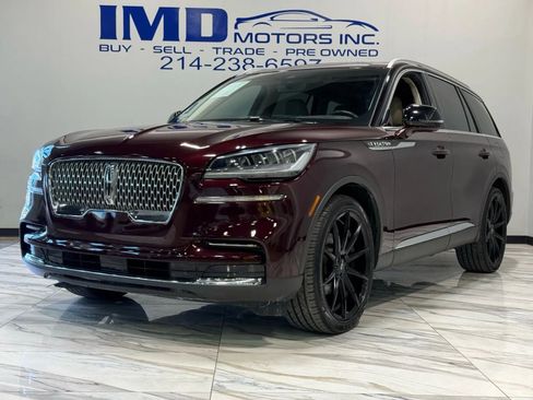 Used 2022 Lincoln Aviator Reserve w/ Equipment Group 201A image 2
