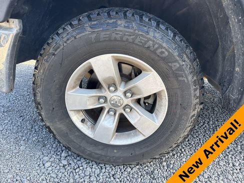 Used 2017 RAM 1500 Tradesman w/ Power & Remote Entry Group image 16