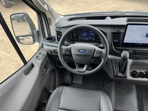 New 2026 Ford Transit 250 148 Medium Roof w/ Load Area Protection Package RWD image 21