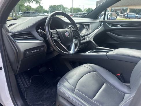 Used 2024 Buick Enclave Premium FWD image 25