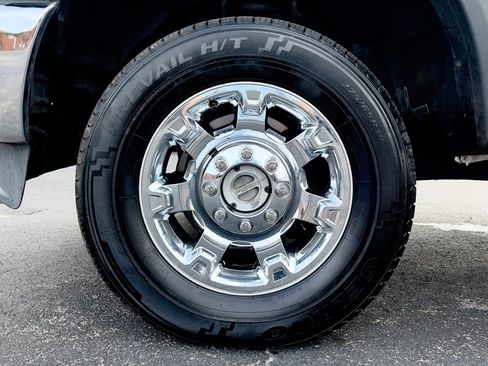 Used 2014 Ford F250 Lariat w/ Chrome Package AWD/4WD image 34