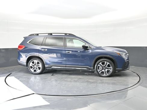 Used 2024 Subaru Ascent Touring AWD/4WD image 12