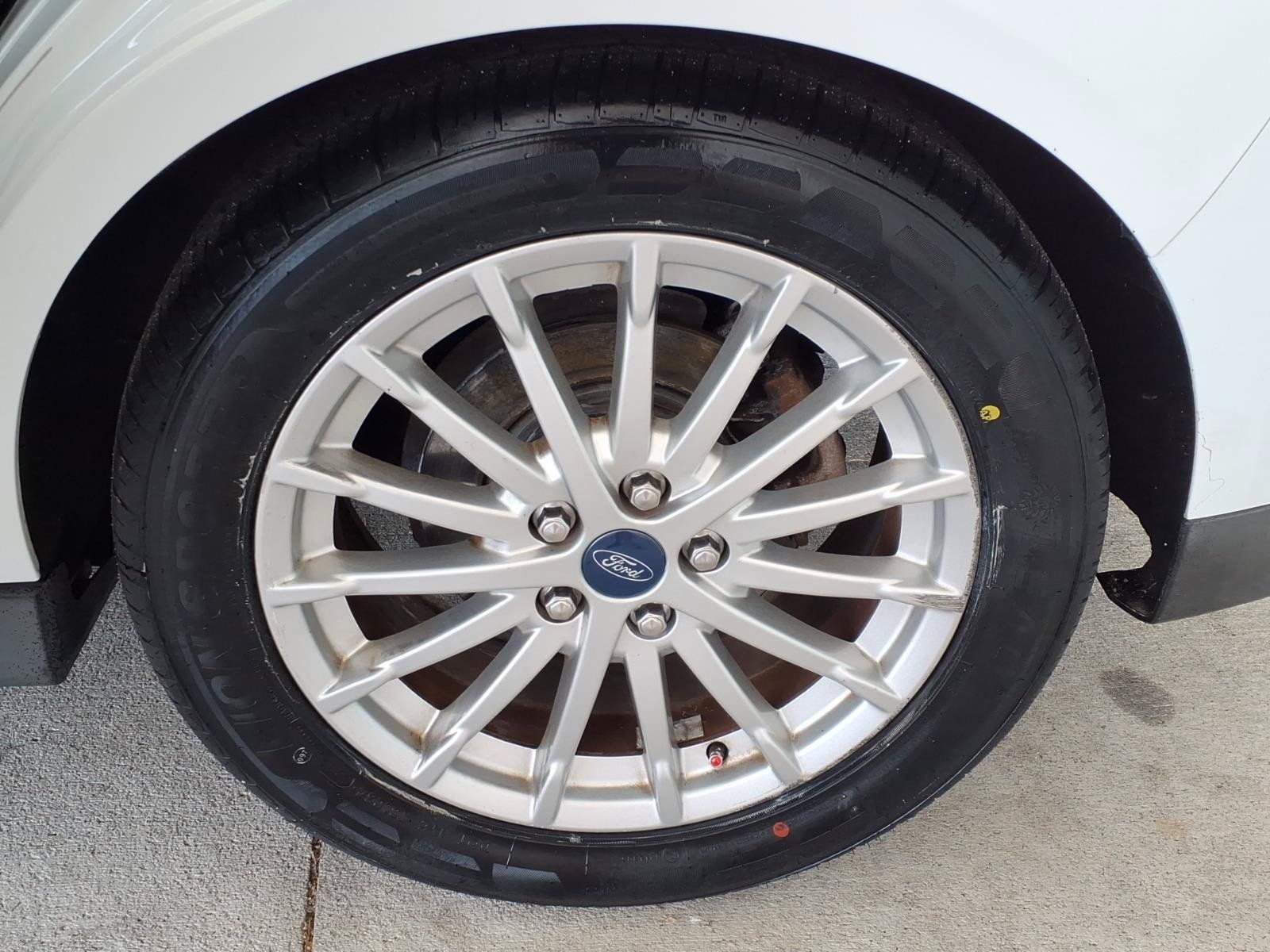 Used 2013 Ford C-MAX SE FWD image 20
