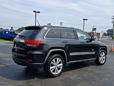 Used 2011 Jeep Grand Cherokee 70th Anniversary AWD/4WD image 6